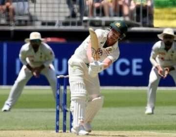 ڈیوڈ وارنر نے پاکستان کے خلاف پہلے ٹیسٹ میں 164 رنز کی شاندار اننگز کھیلی۔