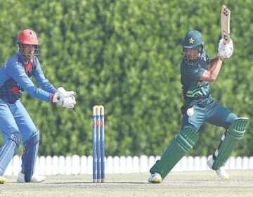 پاکستان نے افغانستان کو شکست دے کر انڈر 19 ایشیا کپ کے سیمی فائنل میں جگہ بنالی