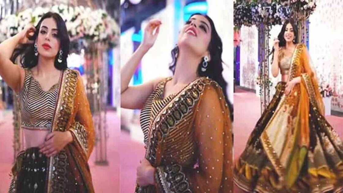 یشما گل کی قیامت ڈھاتی لک کے چرچے یشما گل کی قیامت ڈھاتی لک کے چرچے